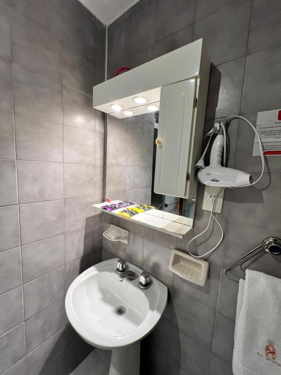 Hotel Vina De Italia Córdoba Extérieur photo