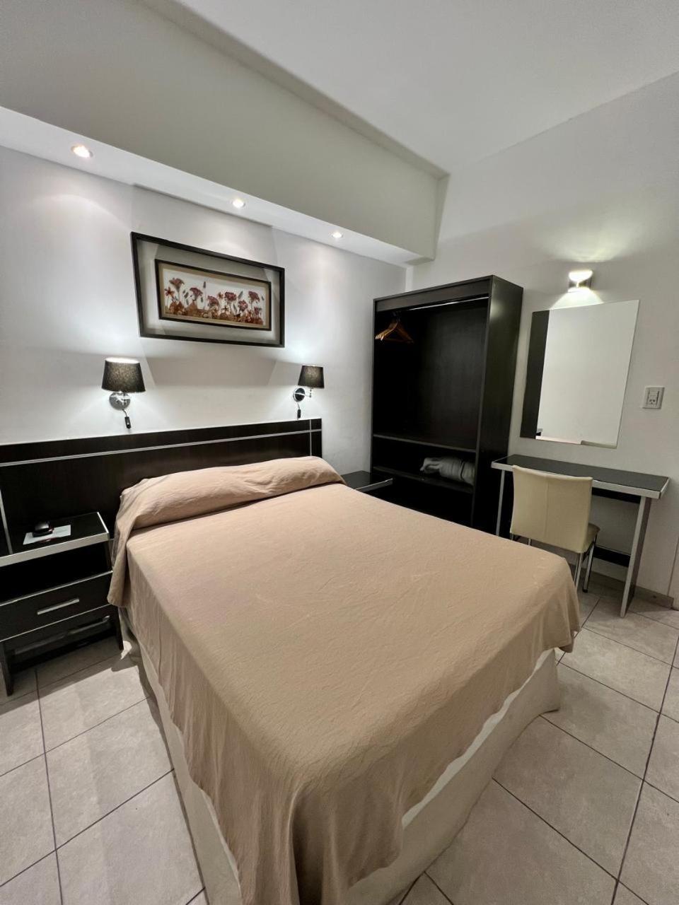 Hotel Vina De Italia Córdoba Extérieur photo