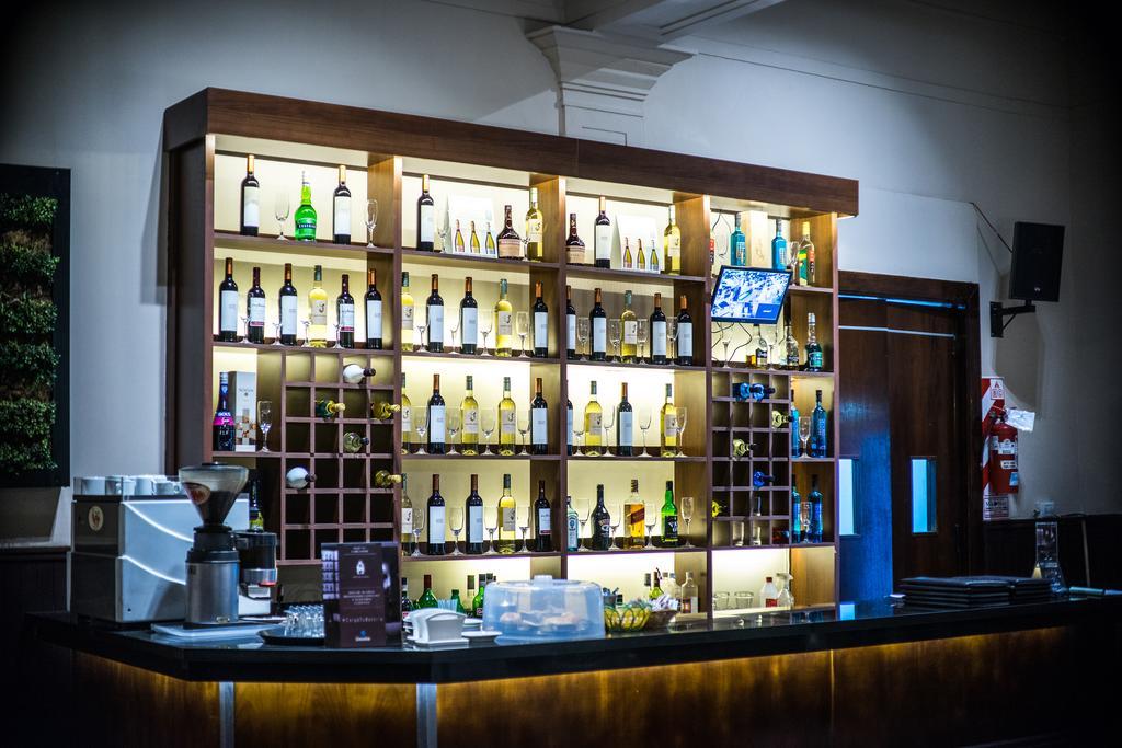 Hotel Vina De Italia Córdoba Extérieur photo