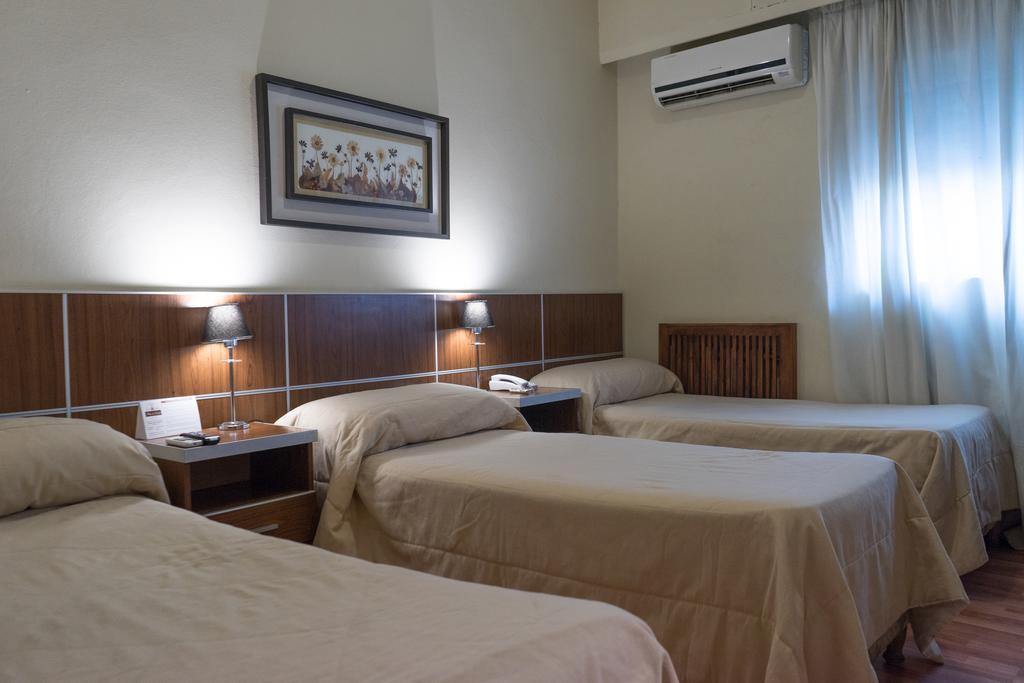 Hotel Vina De Italia Córdoba Extérieur photo