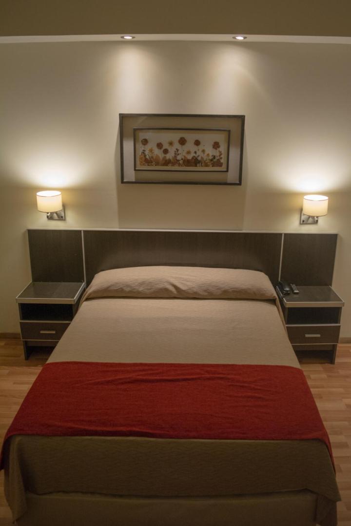 Hotel Vina De Italia Córdoba Extérieur photo